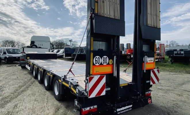 Porte engin surbaissé extensible, Rouen, ELTS – Étienne Leloup Transports Spéciaux